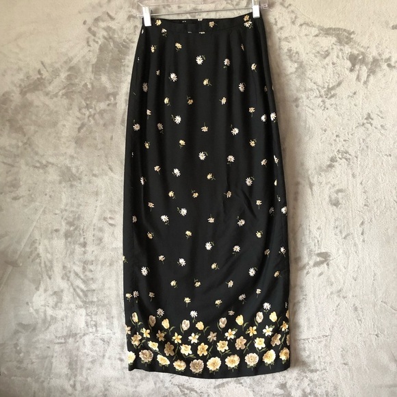 Vintage Floral Wrap Midi Skirt Size 2 Made in USA Summer Breeches - Picture 9 of 12